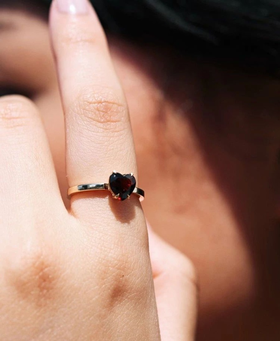 * Meadowlark | Heart Jewel Ring Thai Garnet 9Ct Yellow | Jewellery