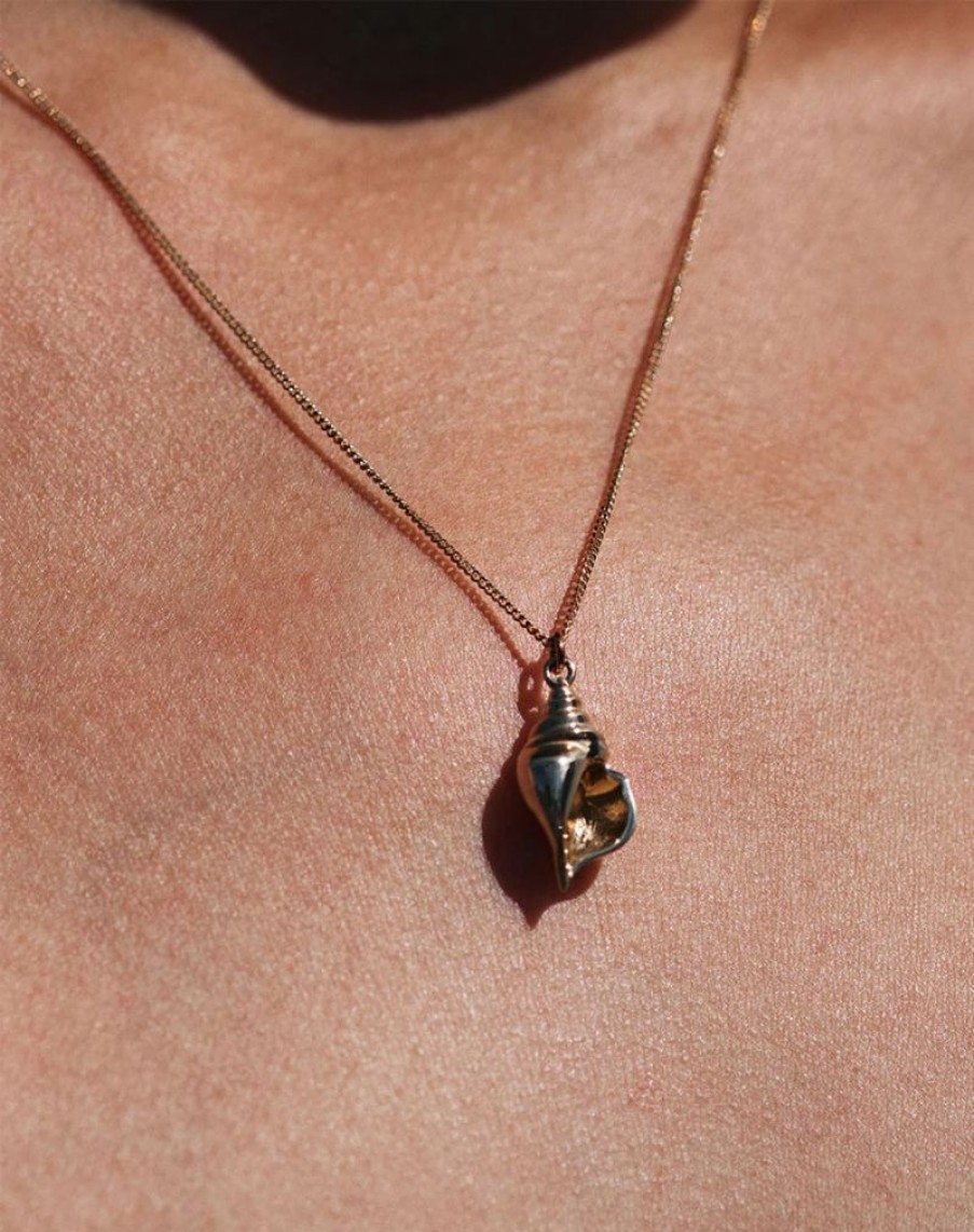 * Meadowlark | Conch Charm Necklace | Jewellery