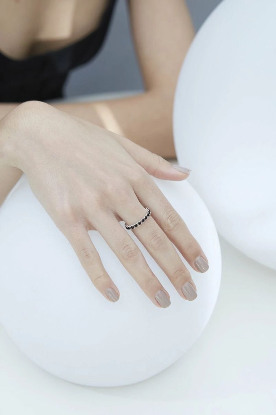 * Jasmin Sparrow | Wave Ring Gold Black Onyx | Jewellery