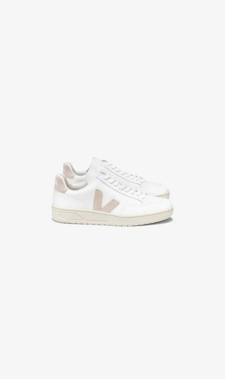 * Veja | V-12 Leather Extra Sable | Sneakers