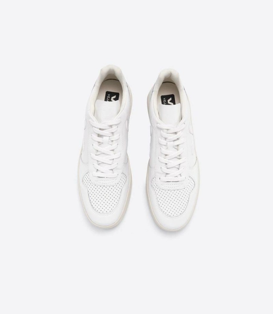 * Veja | V-10 Leather Sneakers Extra | Sneakers